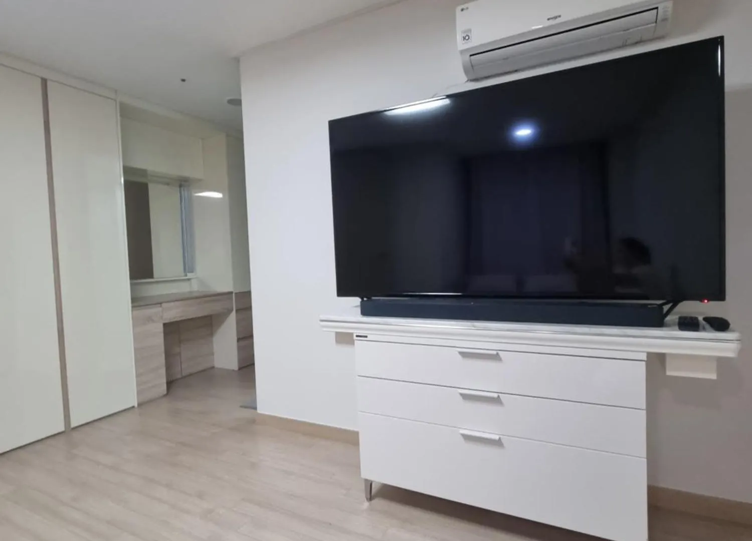 Luxury Ocean View Apartment Busan South Korea